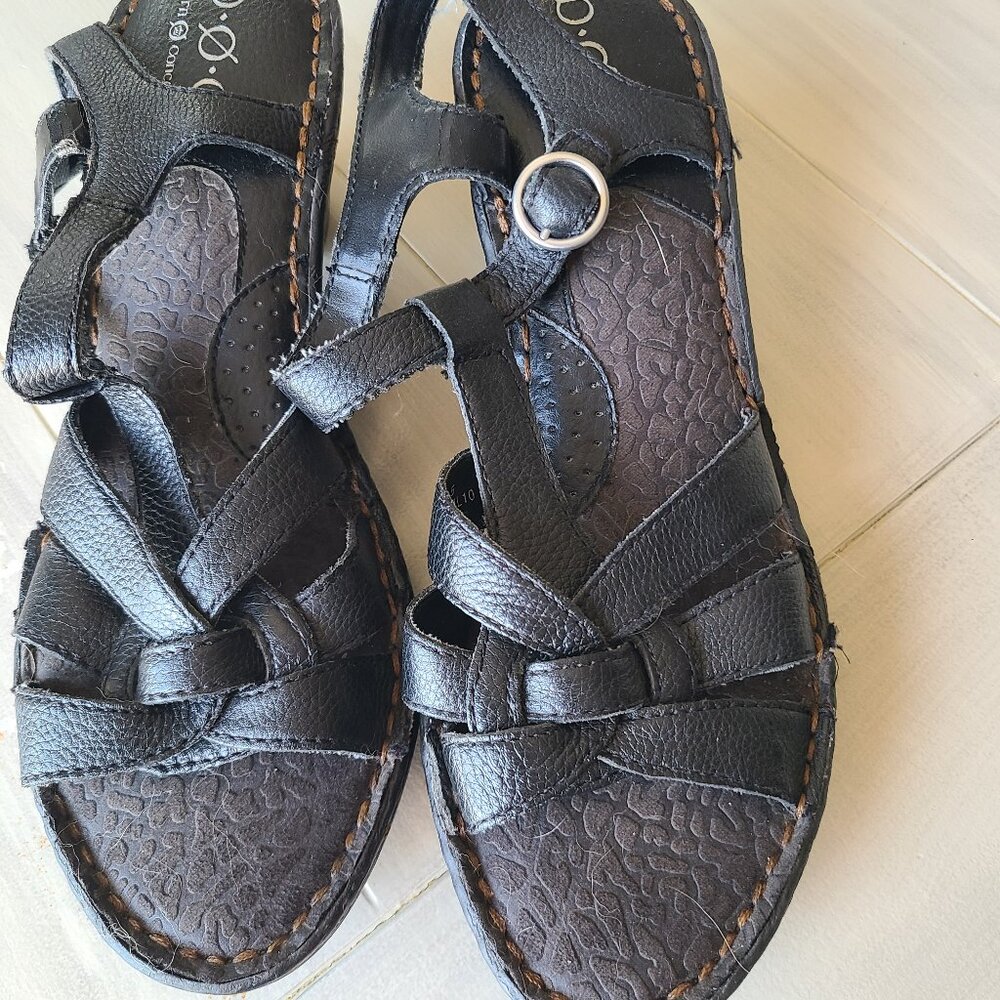 Born Concept B.O.C. Women's Black Strappy Open-Toe Sandals 9